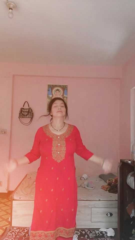 @चन्द्रमा बिष्ट..🕊️✍️