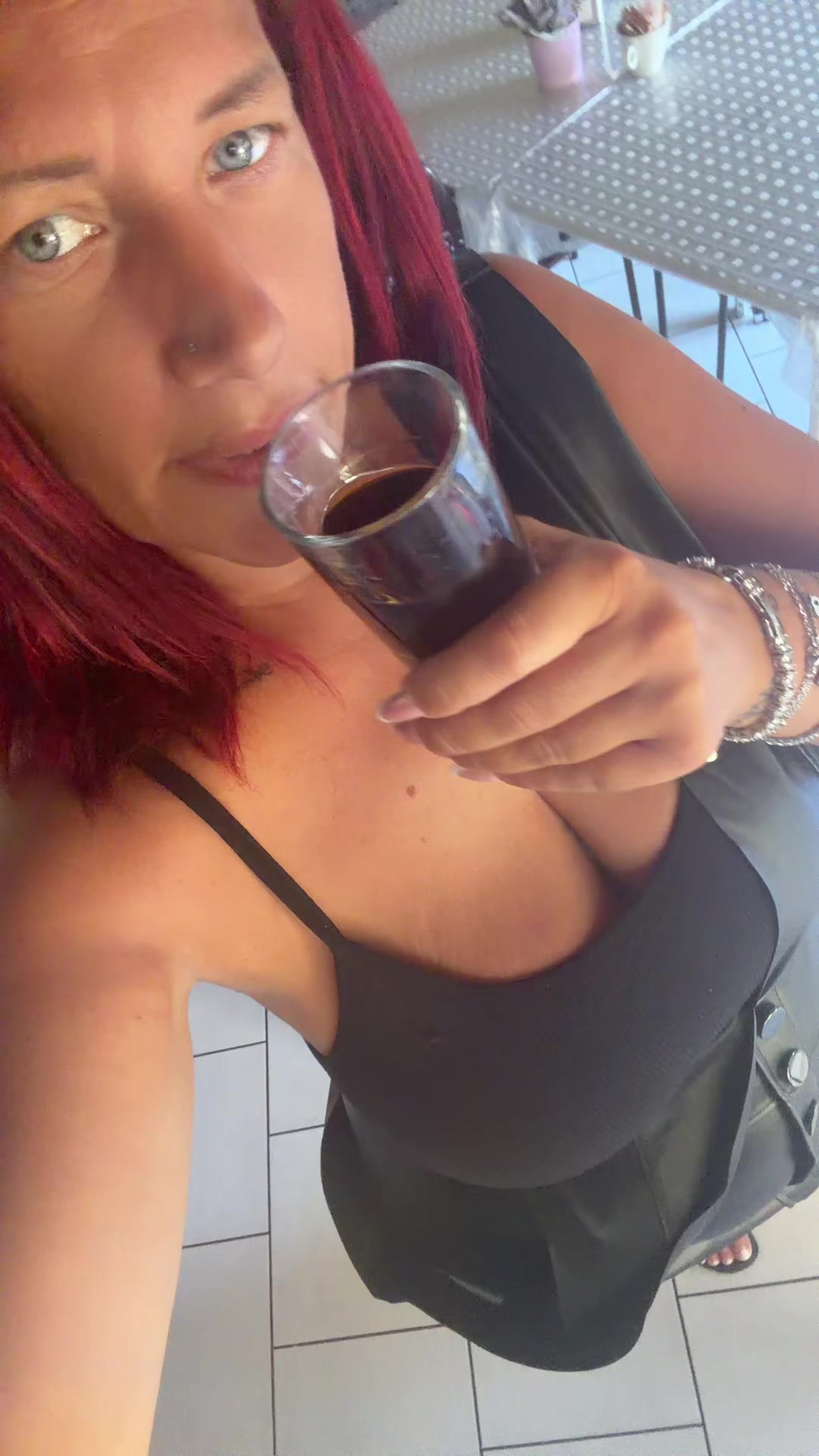 @infrobertina