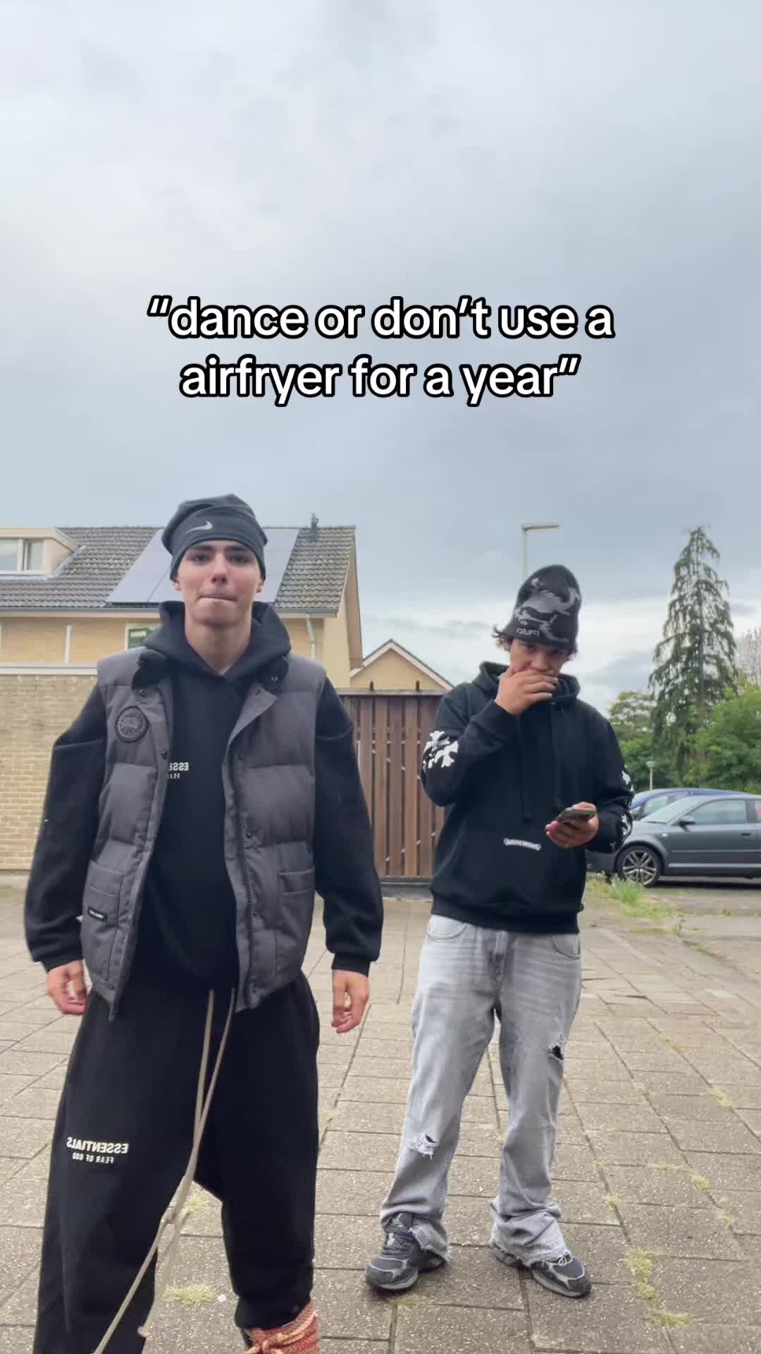 @deni