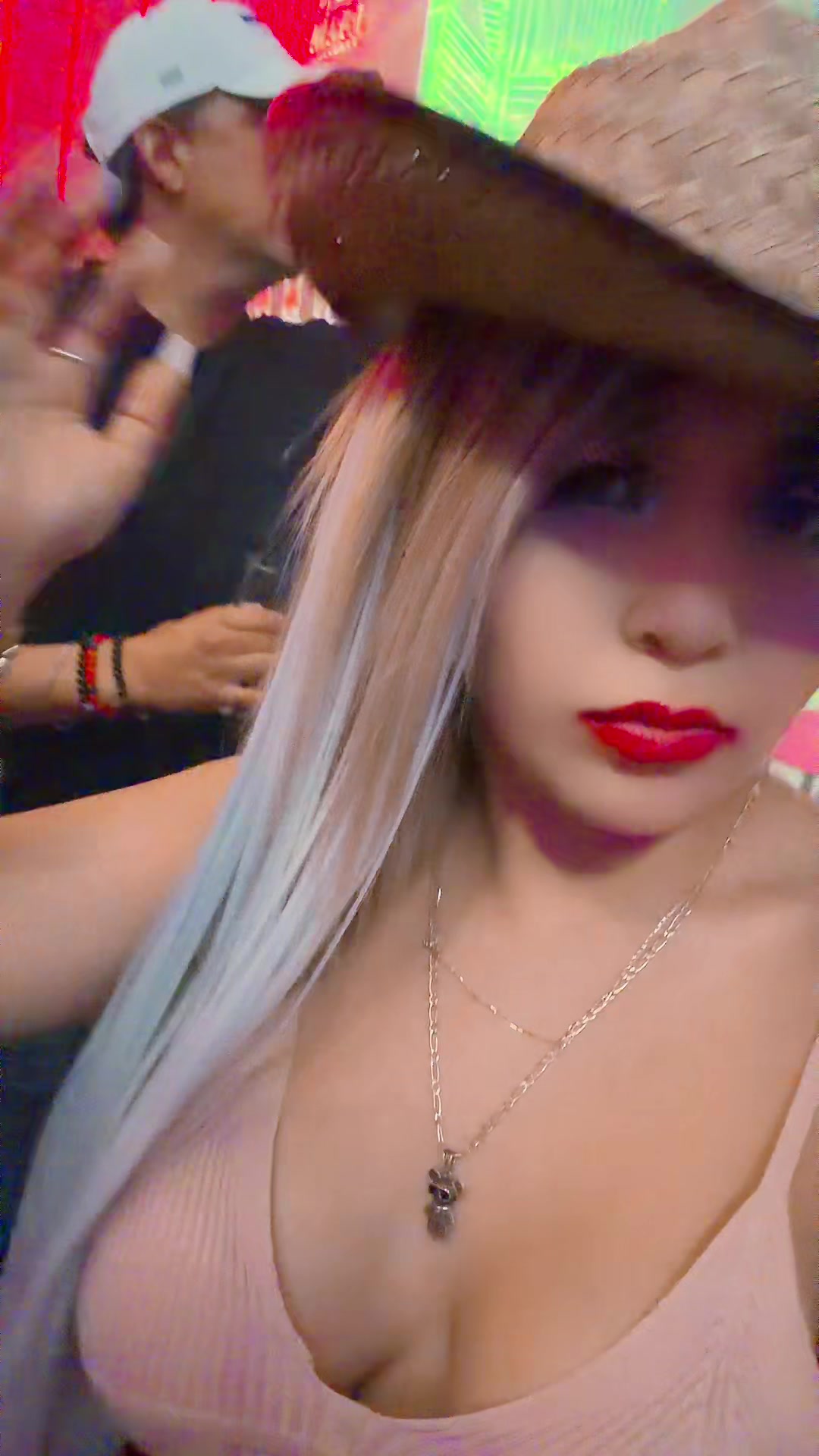 @Adriana Montero Flores