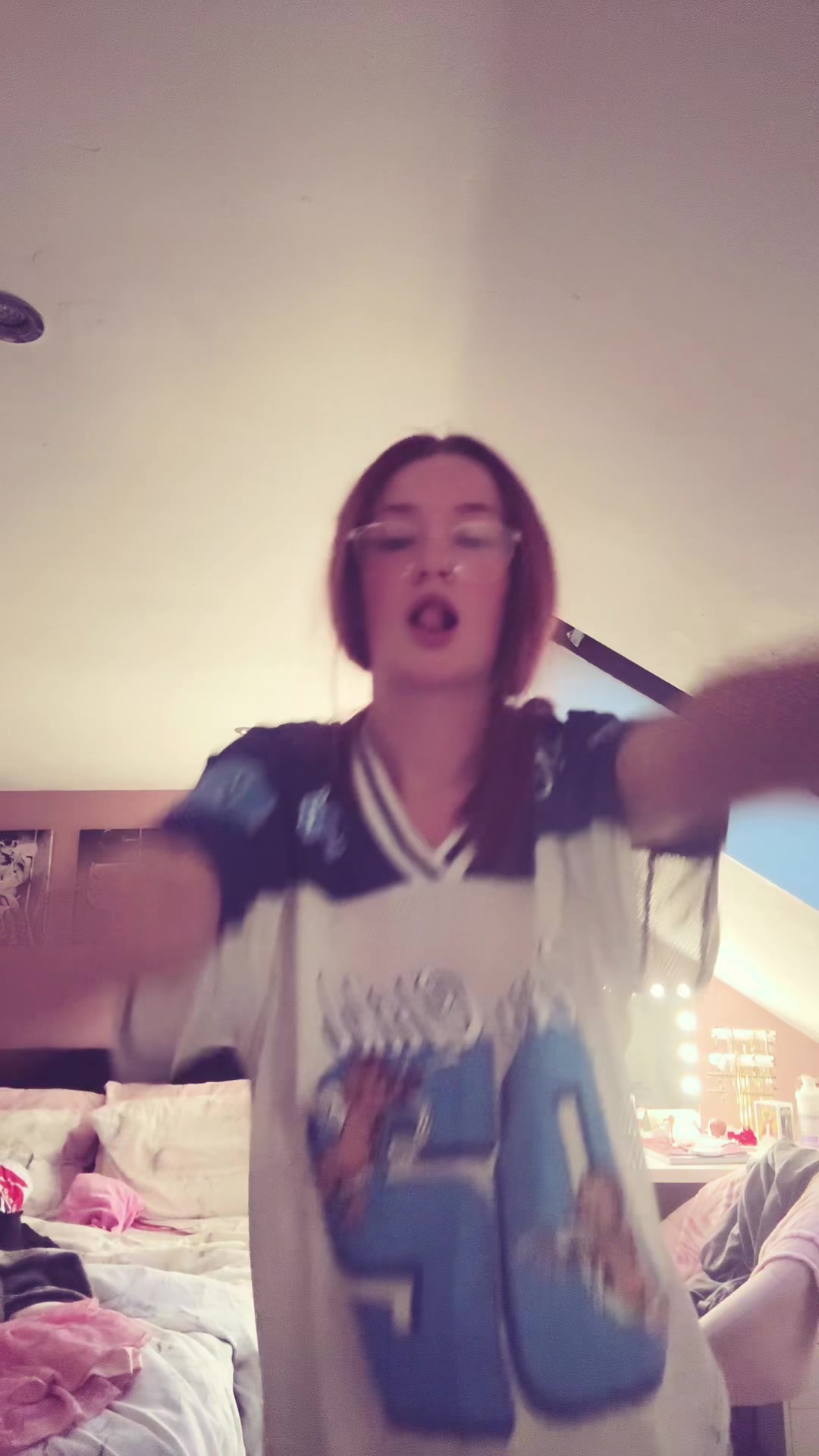@Liv