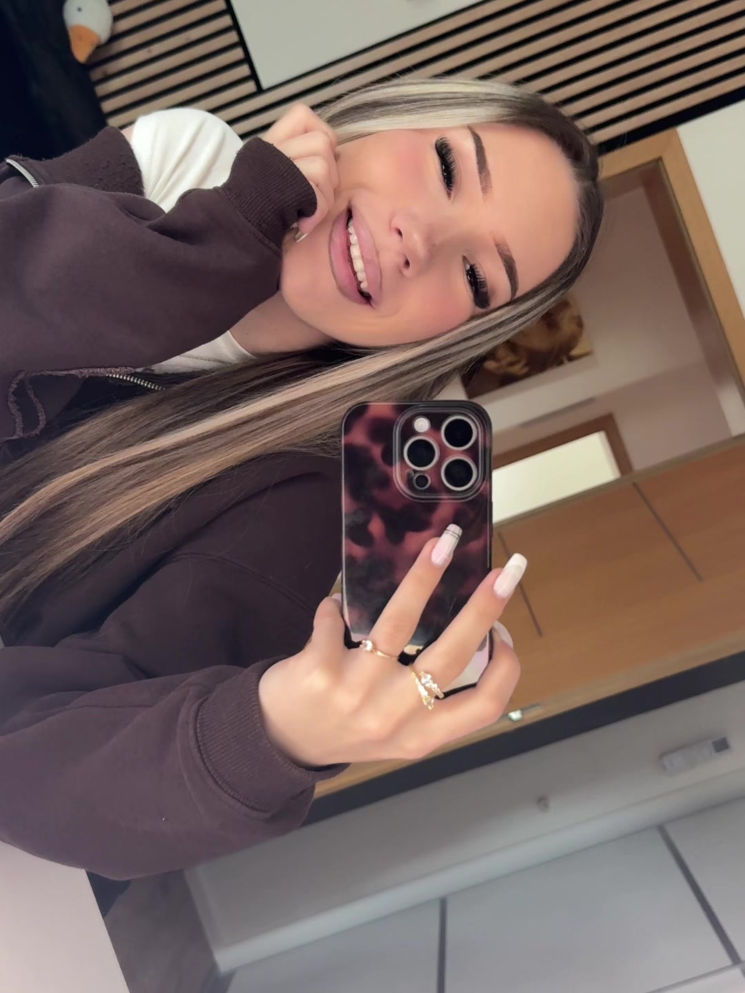 @nikolka