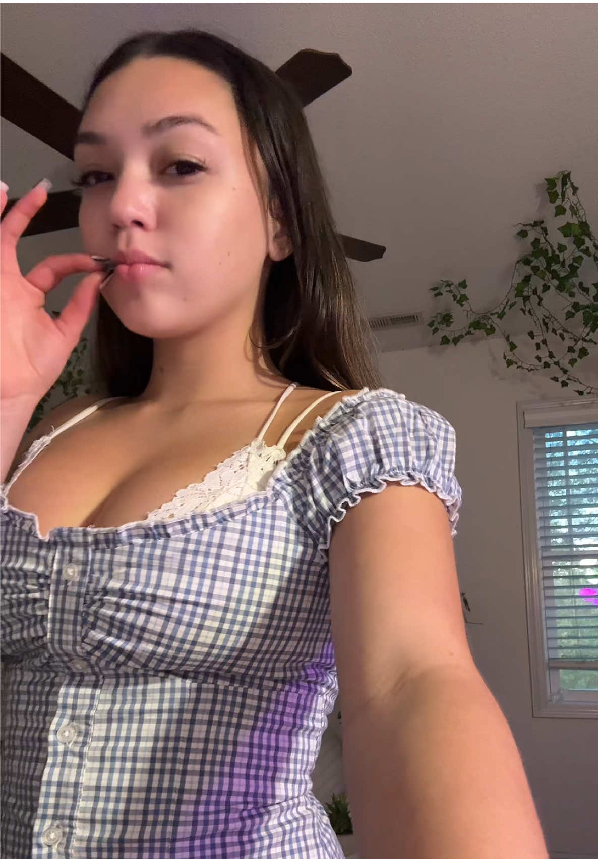 @annaleigh