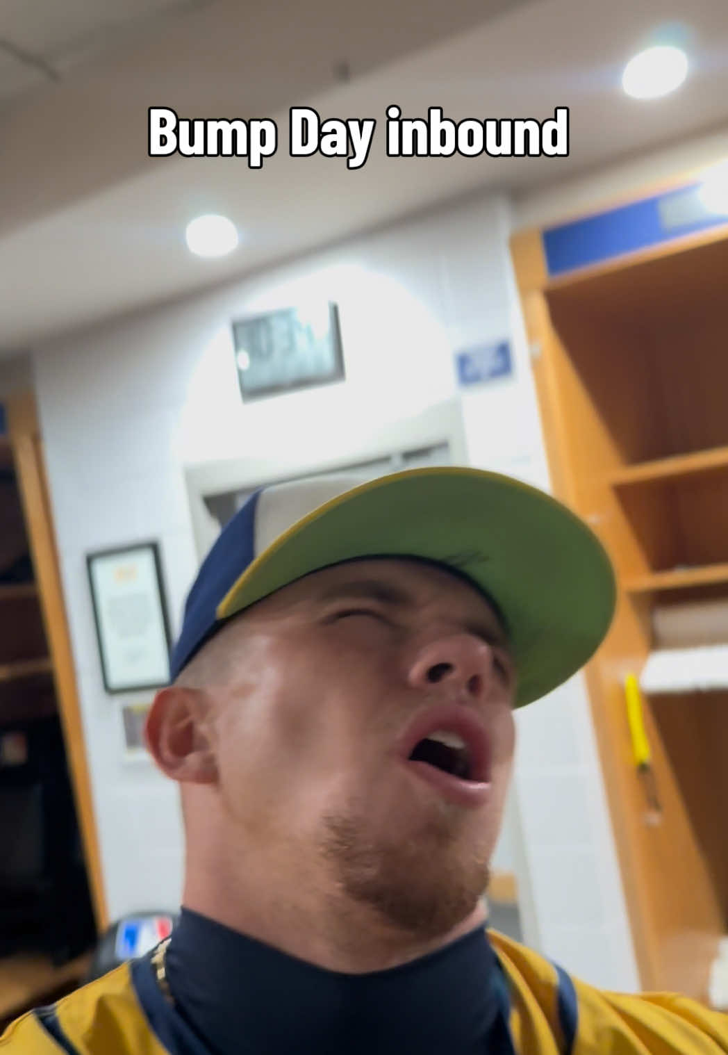 @Niz