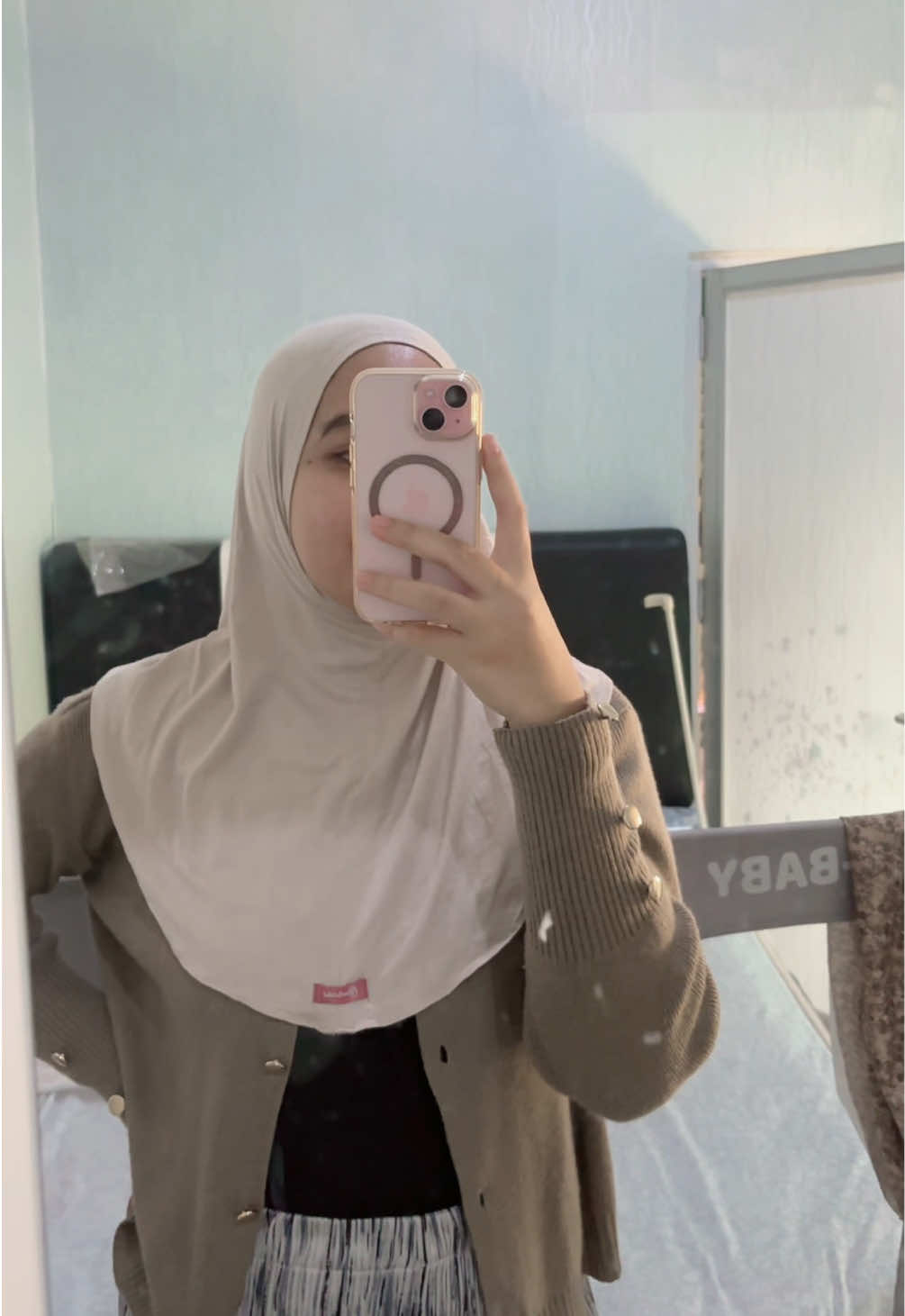 @Riswa️🐝