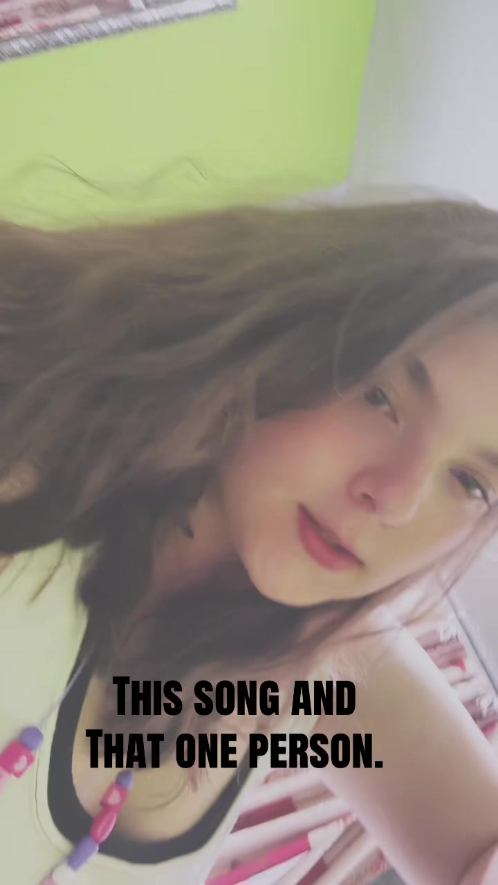 @Sára๐๐