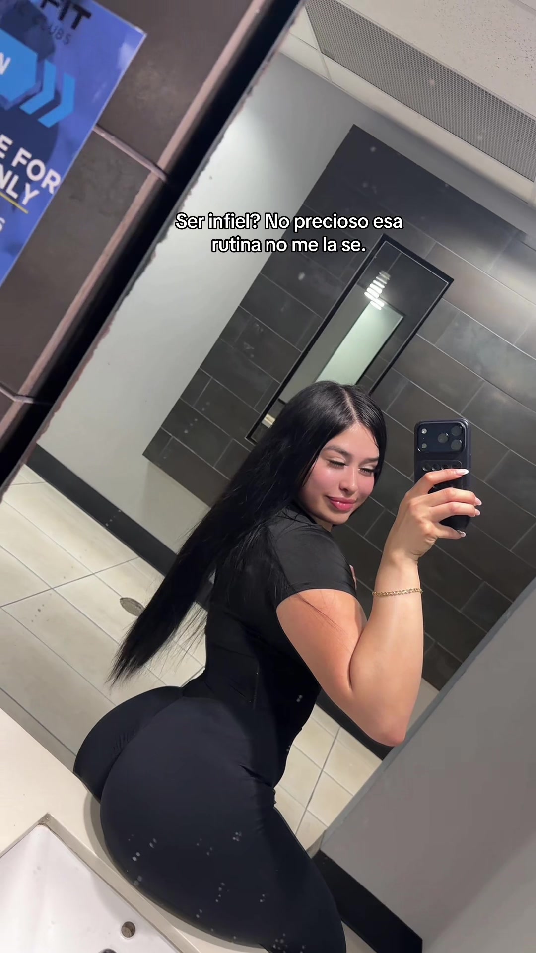 @Honeybarb