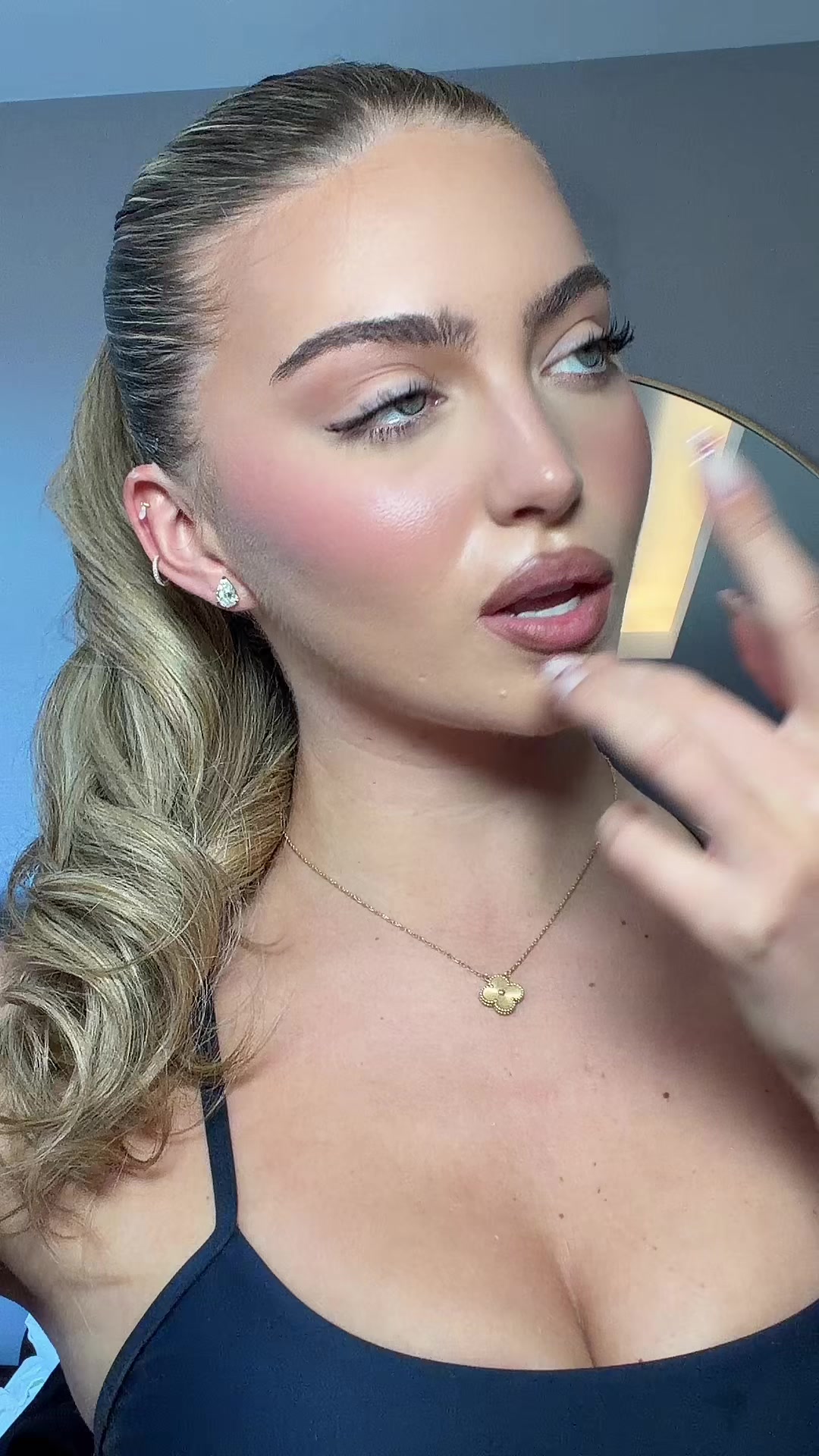 @annabellehoy
