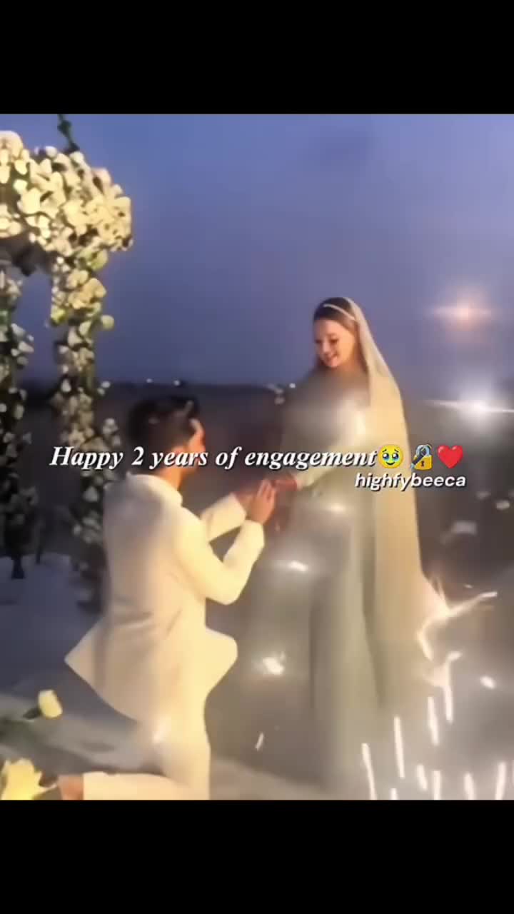 @Mr and Mrs Hussain tareen &hearts;️😍