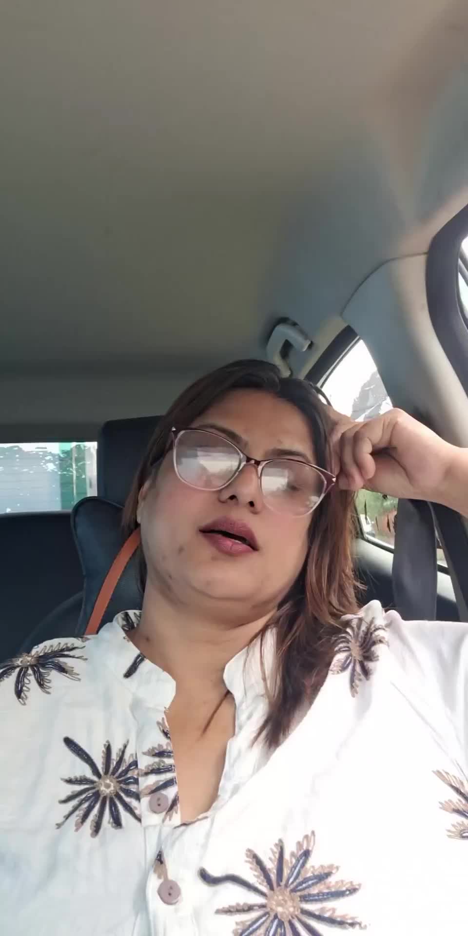 @मीना ढकाल