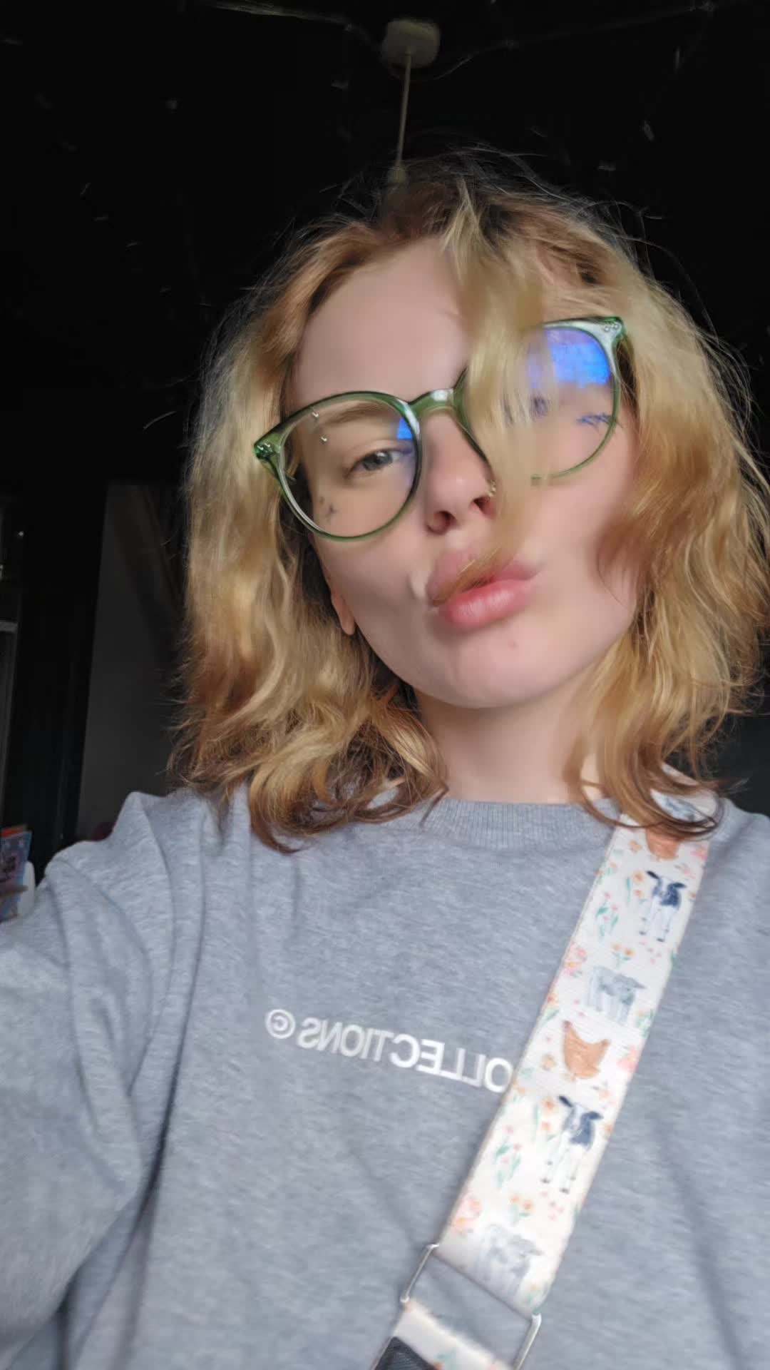 @prettyhotdogs