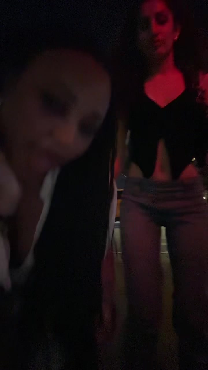 @Larrieux<3