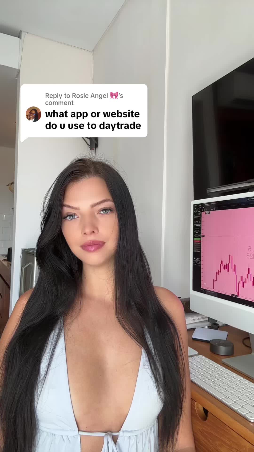@6 Figure Business Owner👩🏻&zwj;💻