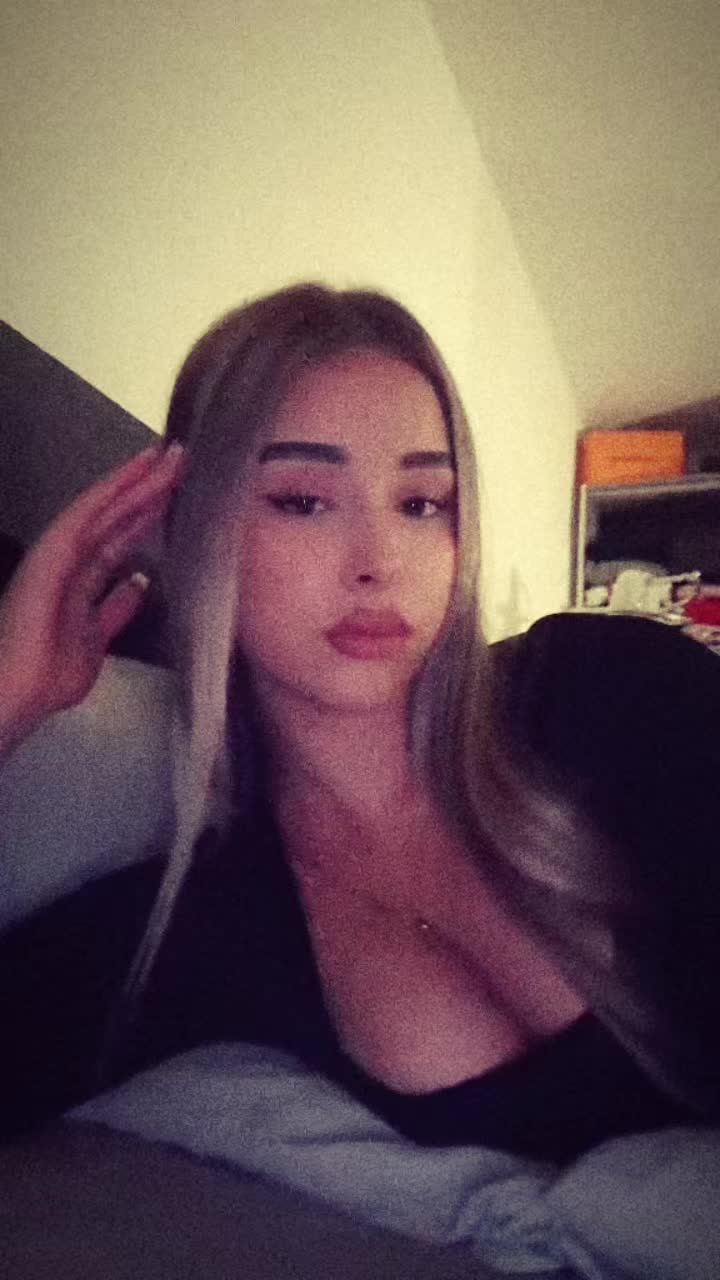 @Elijona