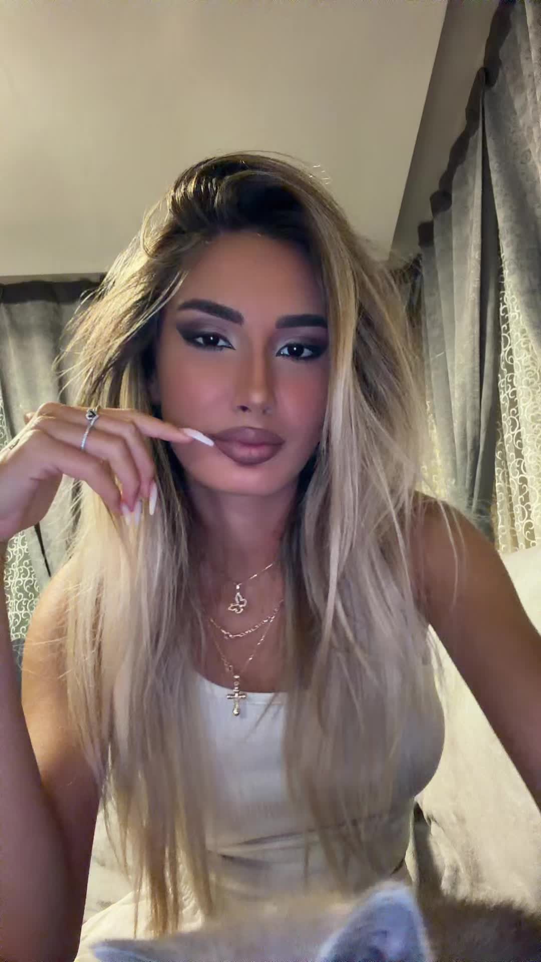 @alexia regina 🤍