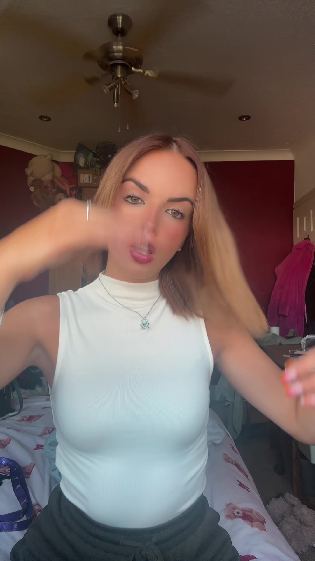 @BETHANY • MEGAN ๐๐ค
