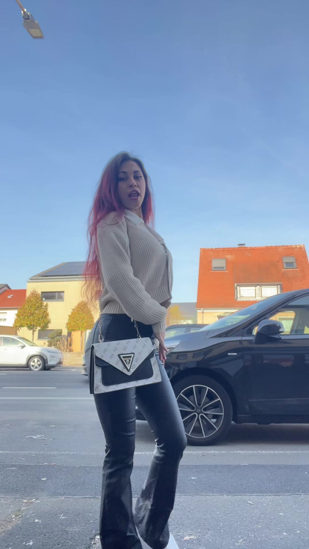 @𝒮‘