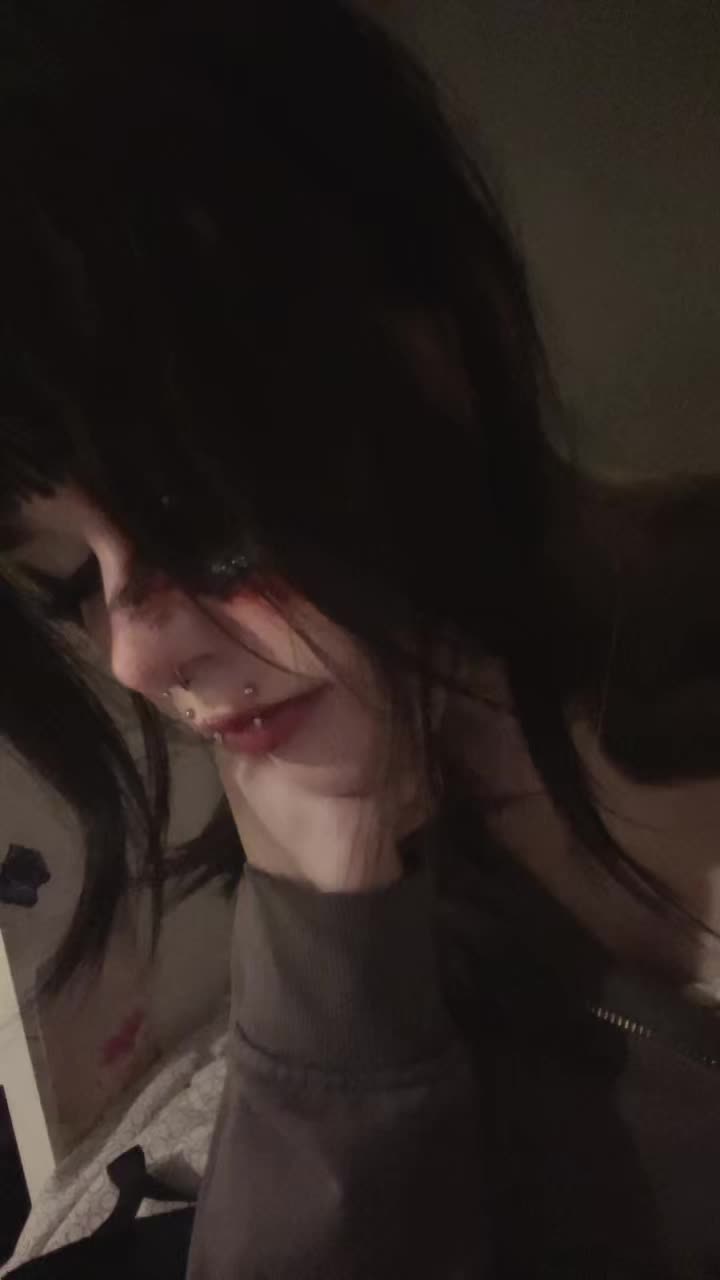 @ℭ𝔦𝔢𝔩𝔓𝔥𝔞𝔫𝔱𝔬𝔪𝔤𝔦𝔳𝔢