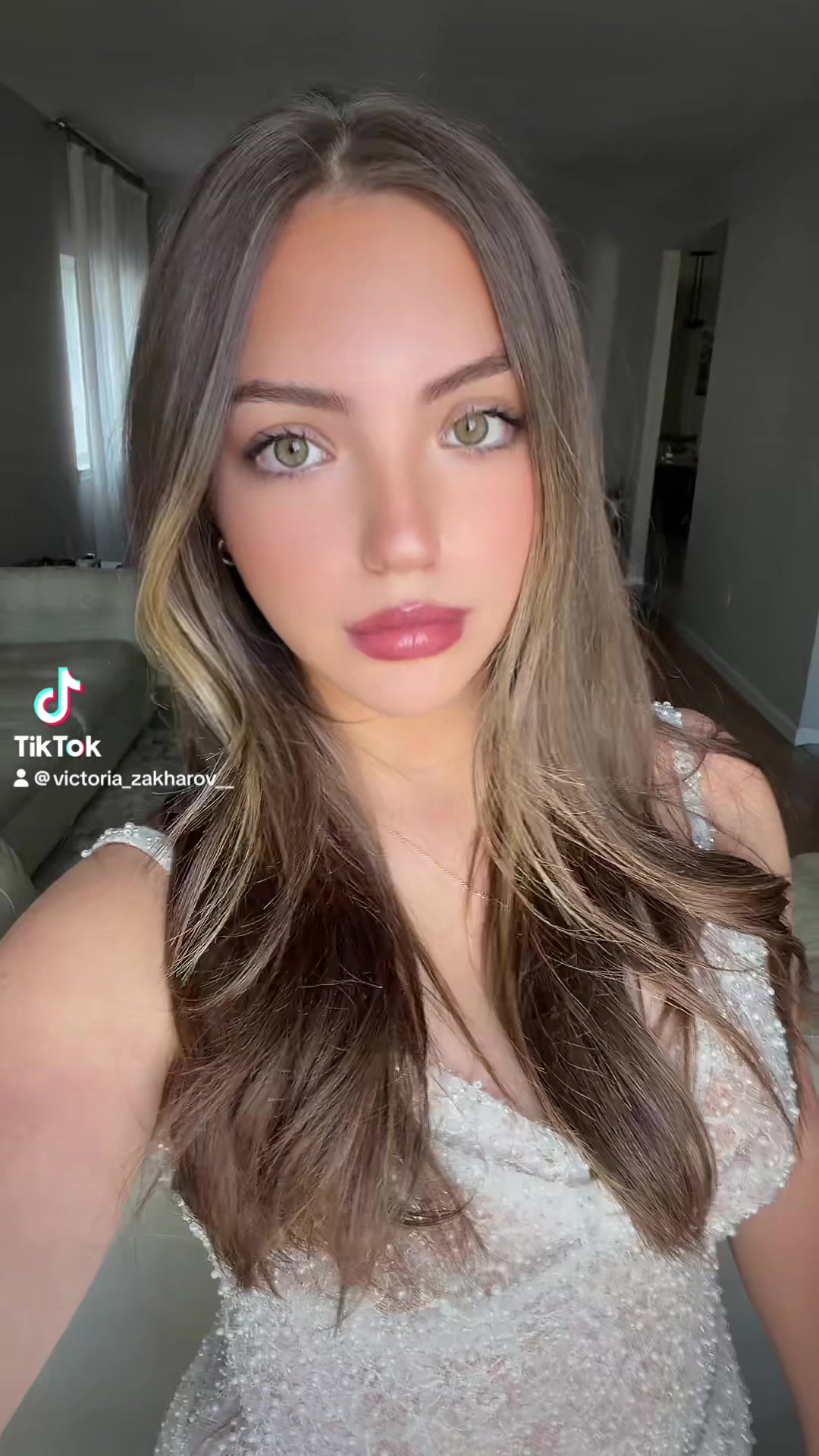 @victoria_zakharov__