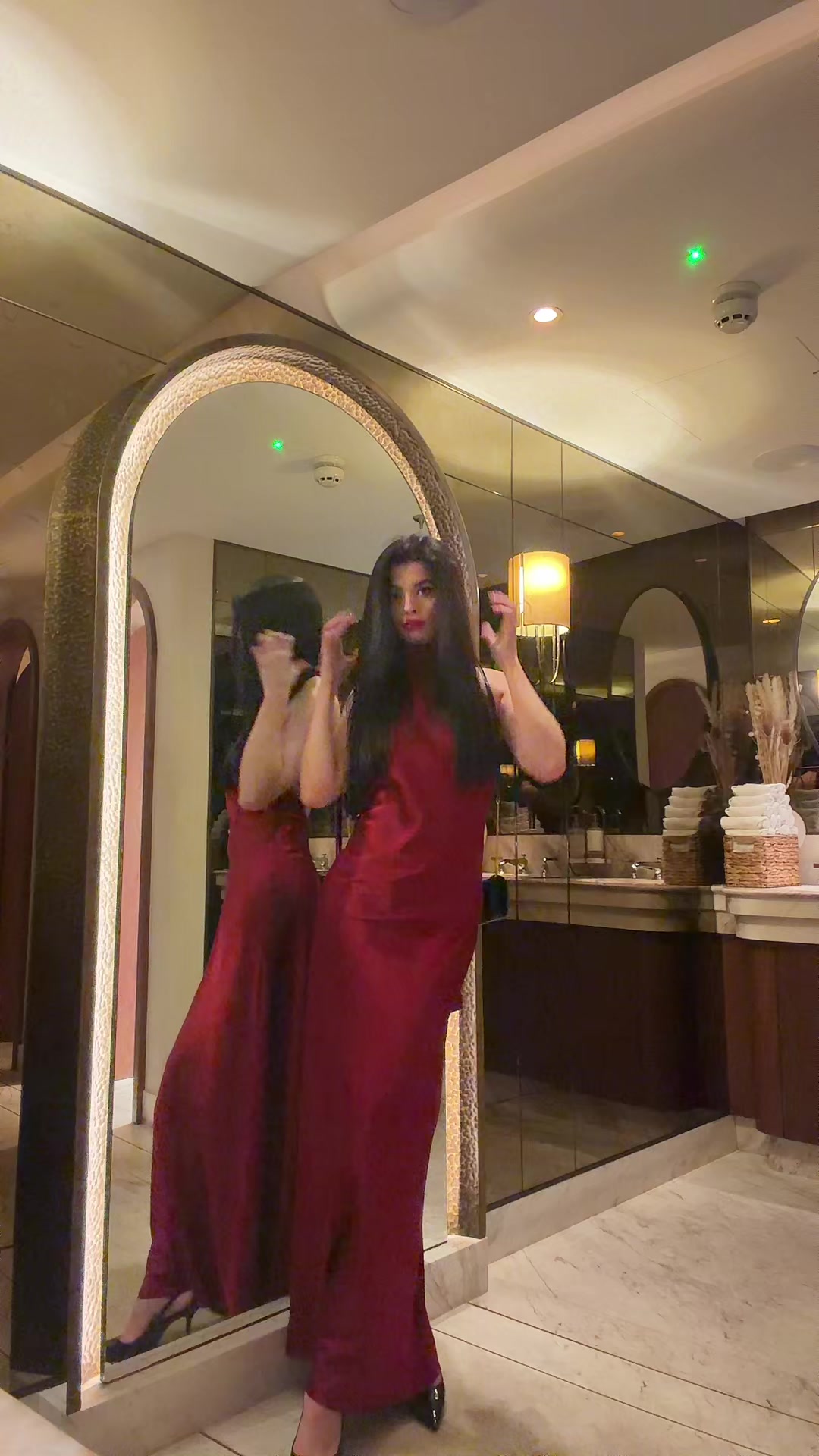 @Eva