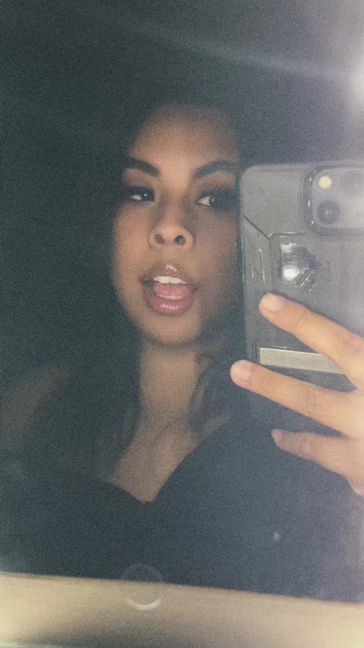 @Bella Marie2881