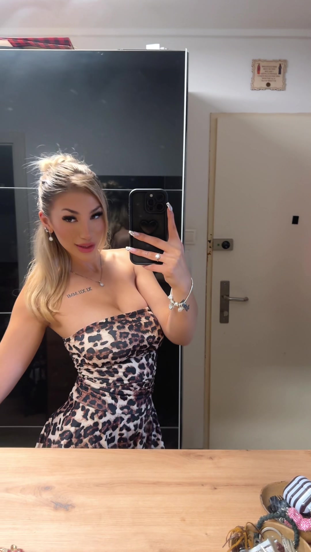 @sarakuzmanovic