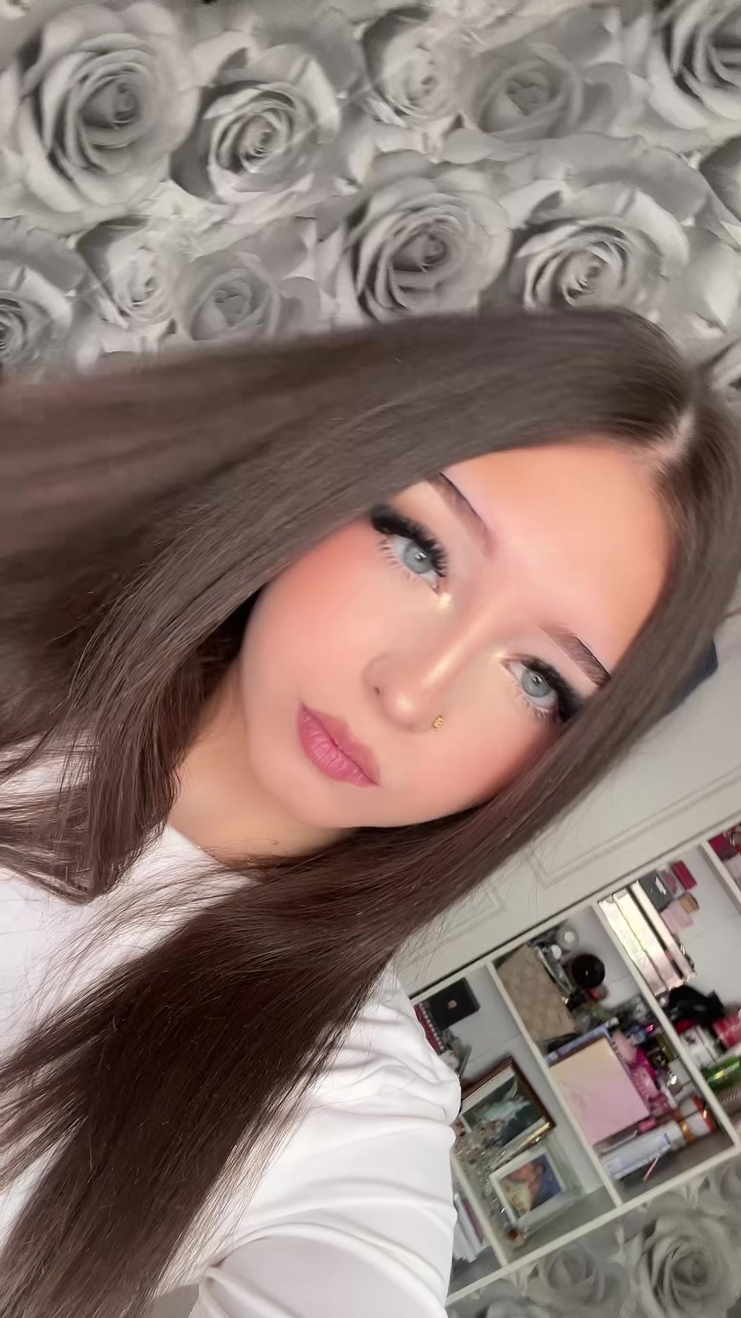 @♕