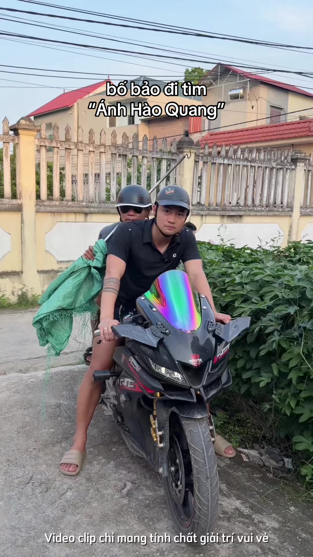 @Ch&uacute; Tư