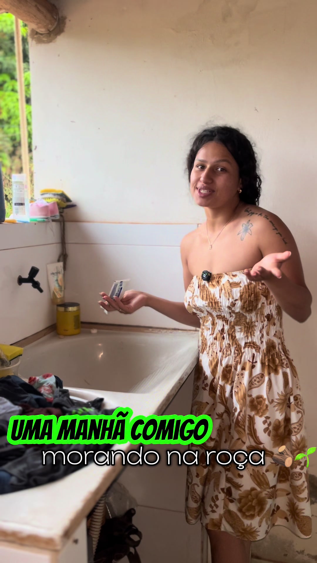 @Dhulia Batista
