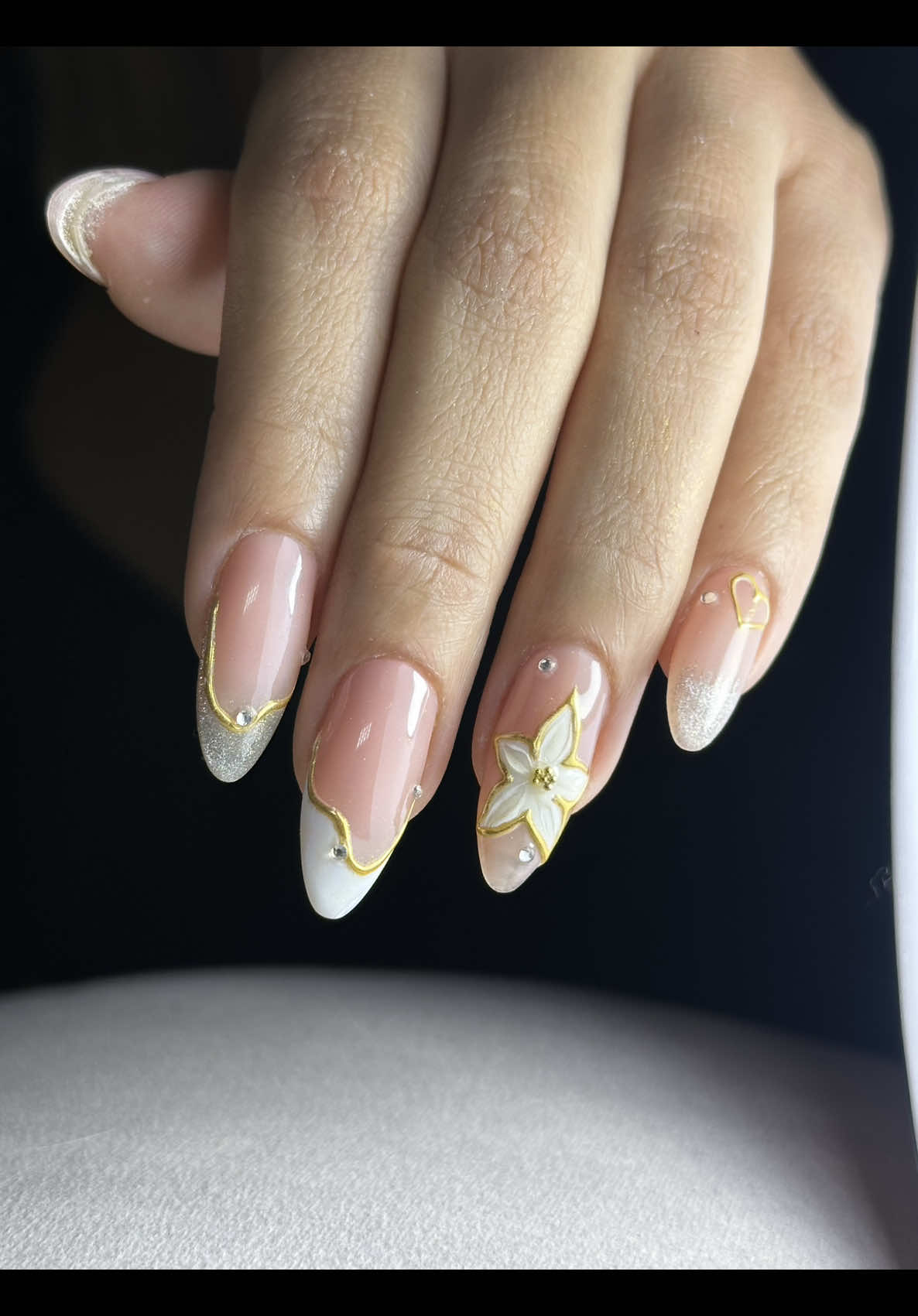 @karolnailsstudio_
