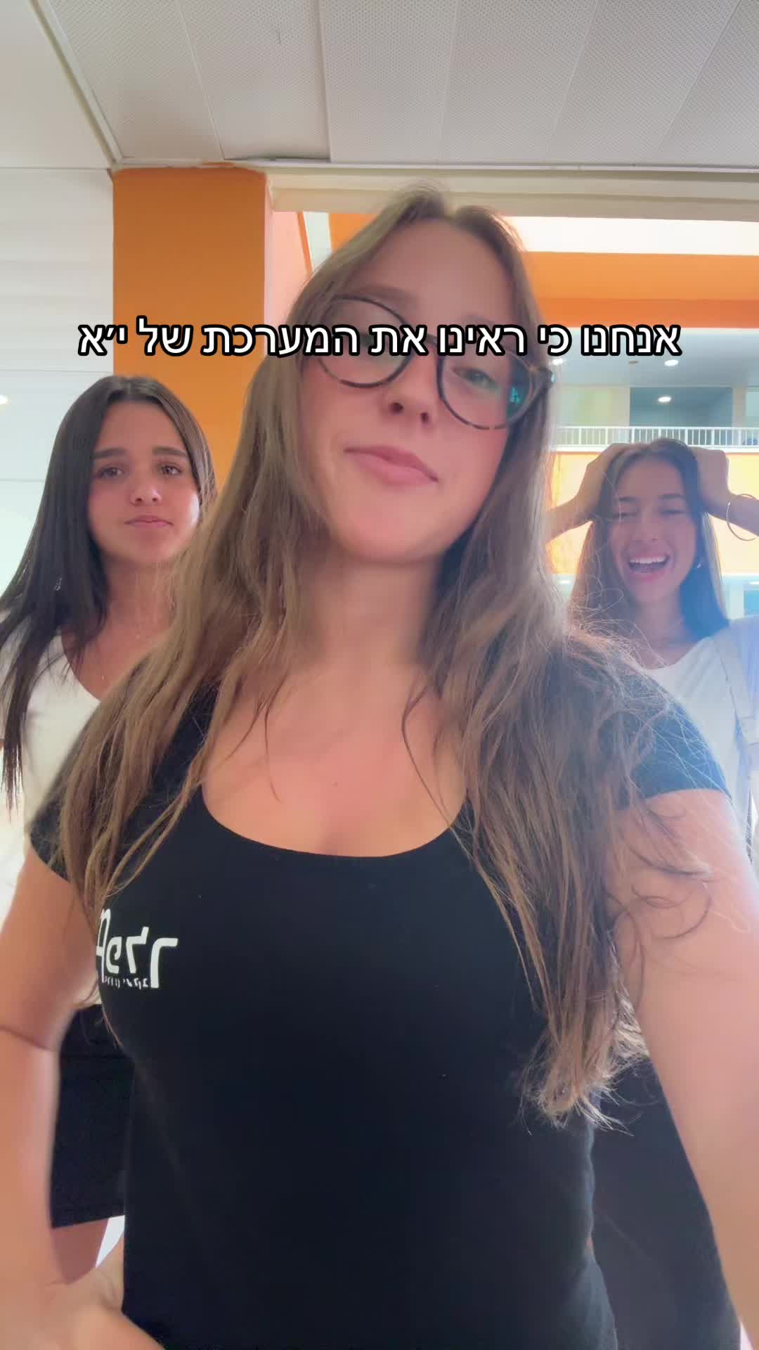 @🐥