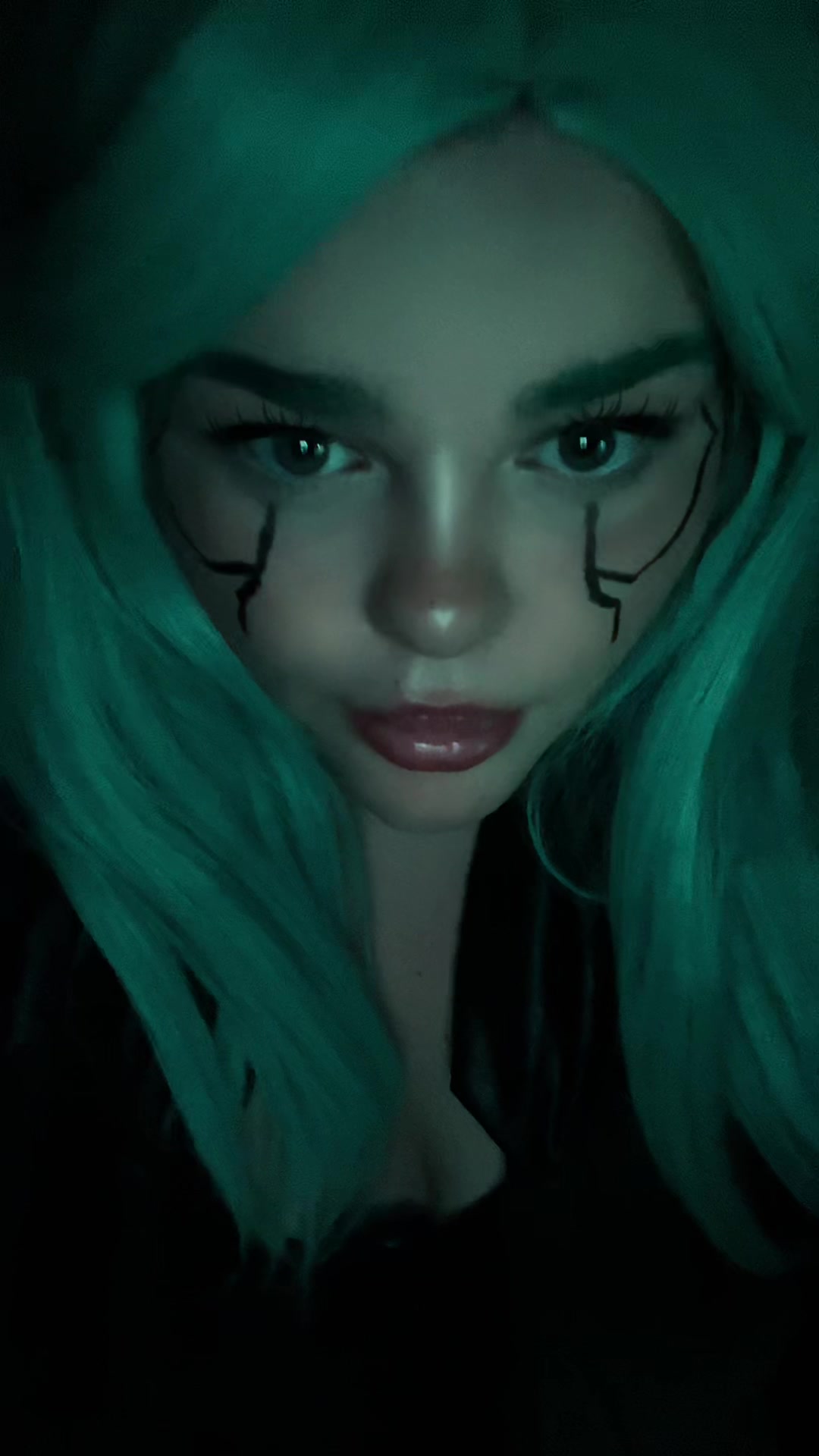 @Tori