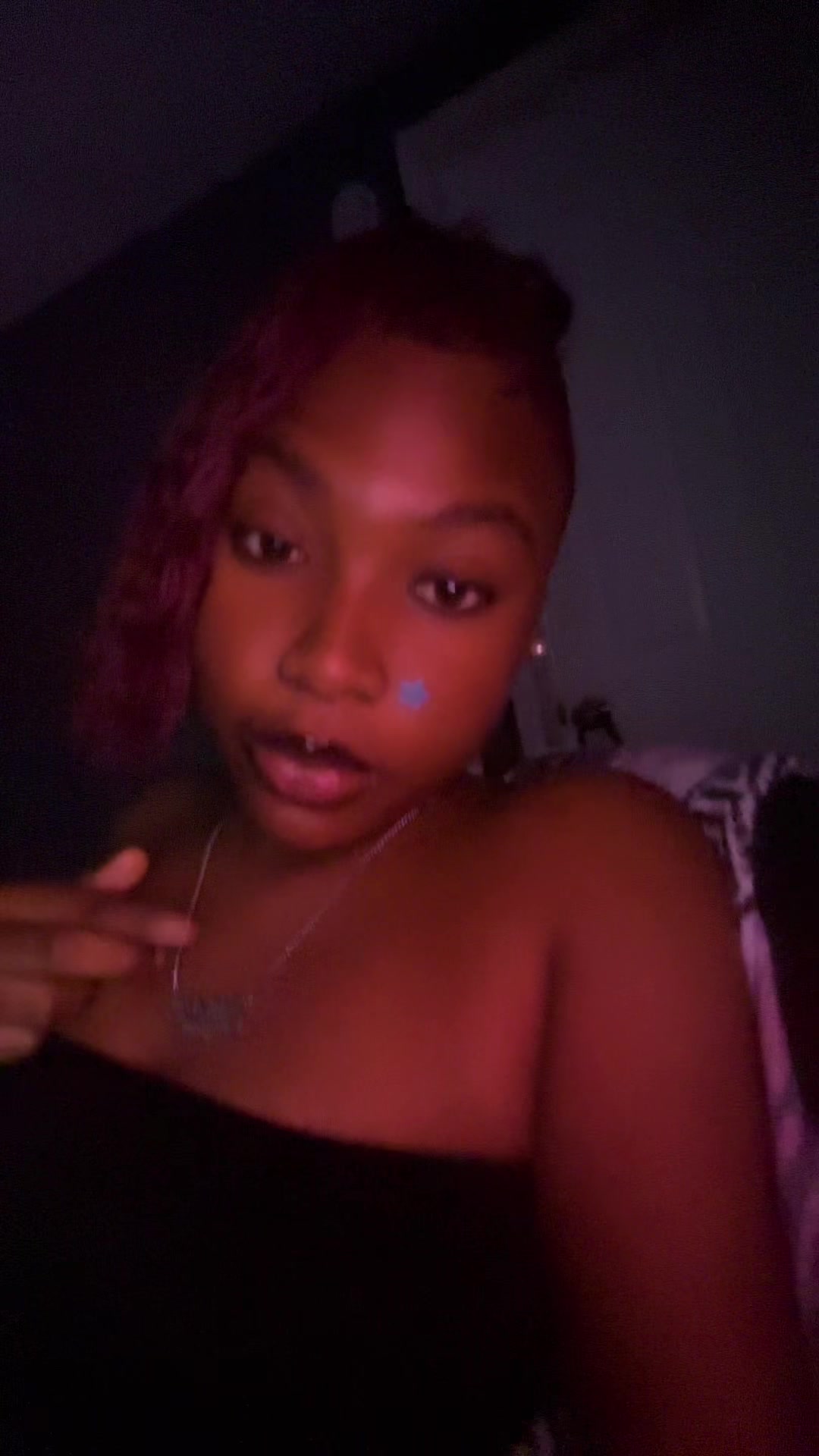 @randomsexygirlaccount