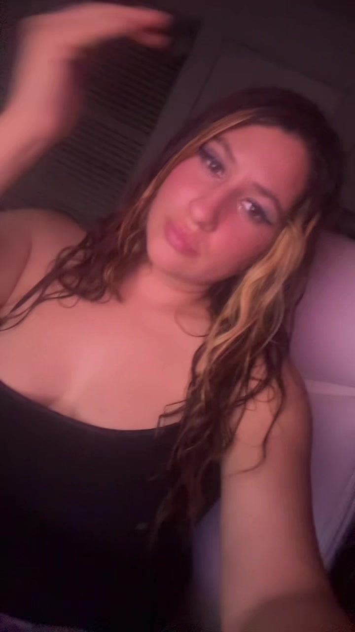 @Angelique Beckerm715
