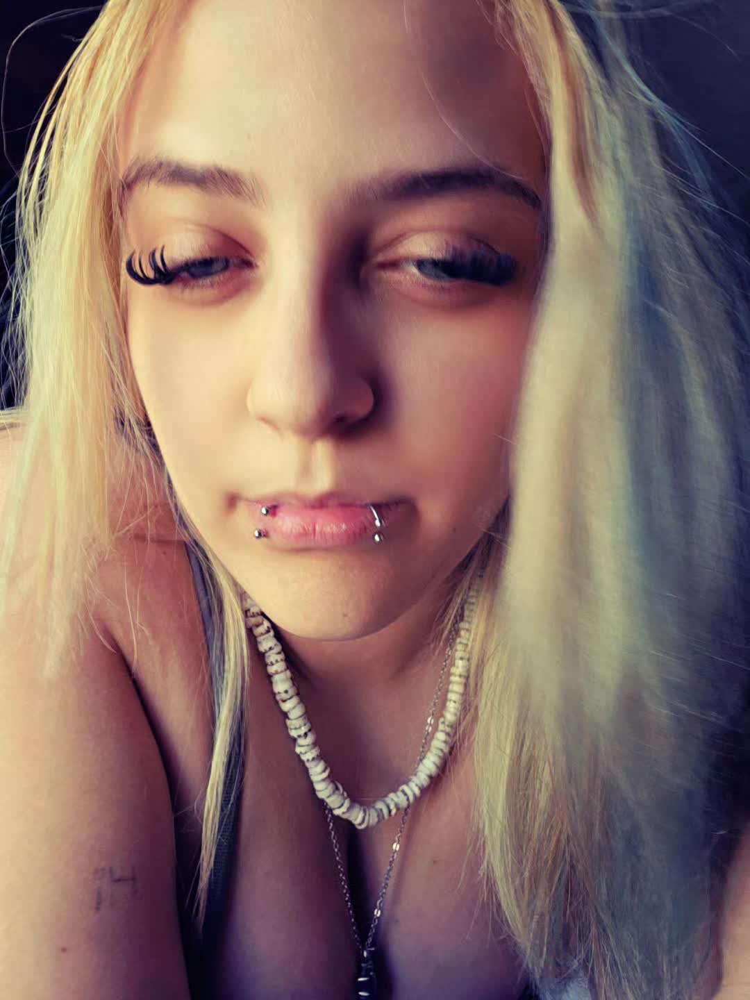 @cc<3
