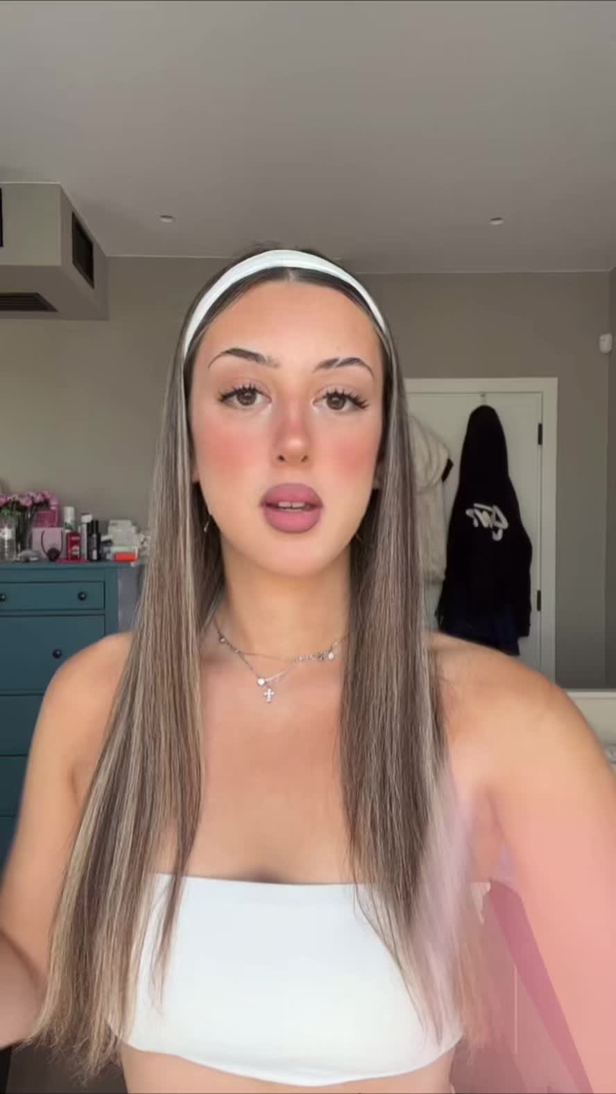 @𝓝