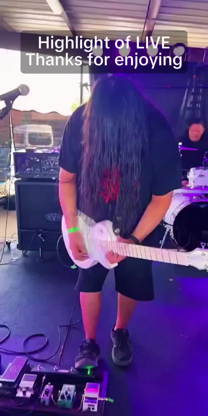 @W_I_L_L_I_E