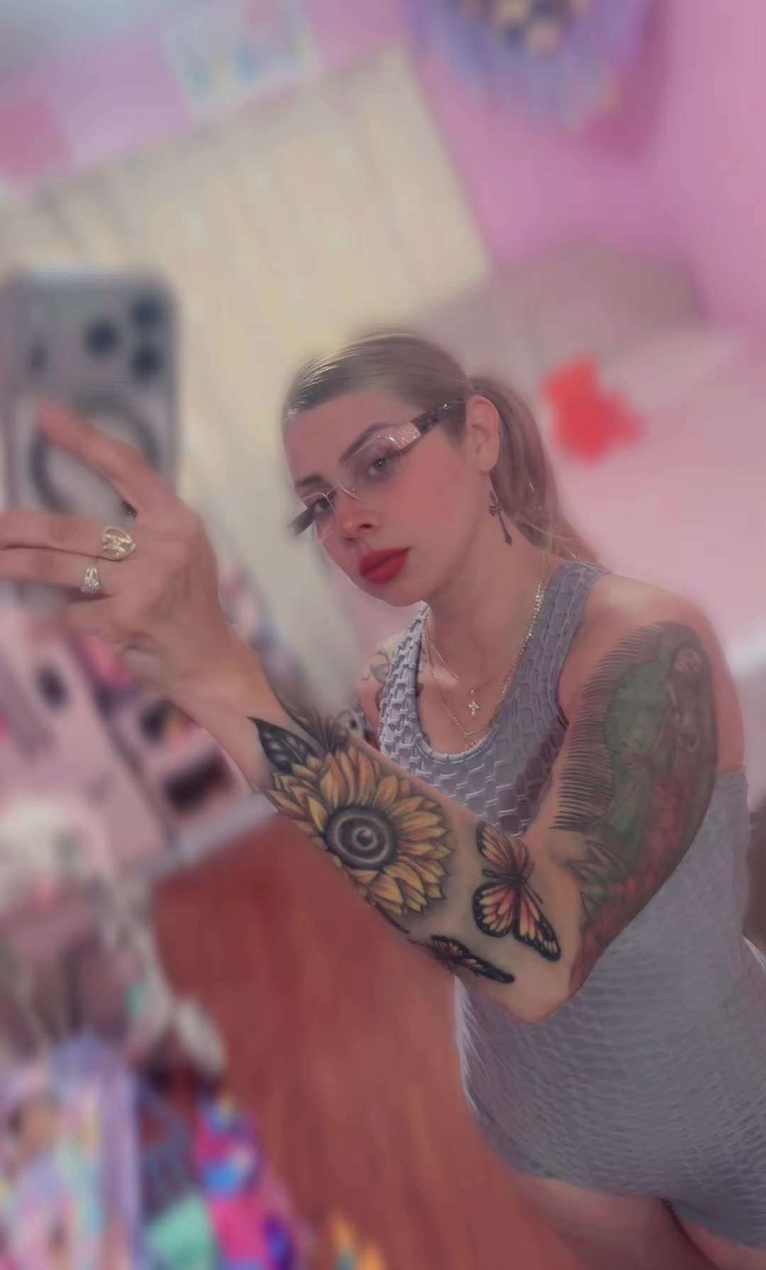 @𝓛𝓪𝓾𝓻𝓪𝓪