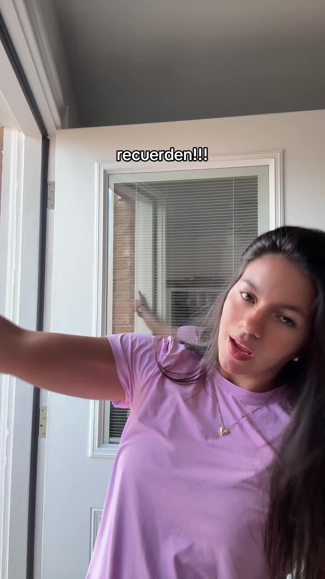 @Valentina Con✨