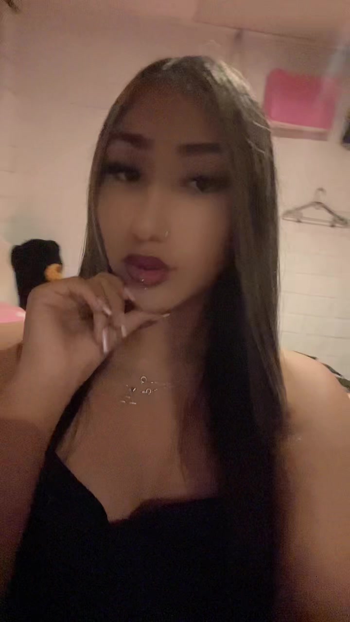 @𝒜𝓃𝓉𝑜𝓃𝑒𝓁𝓁𝒶 ✨