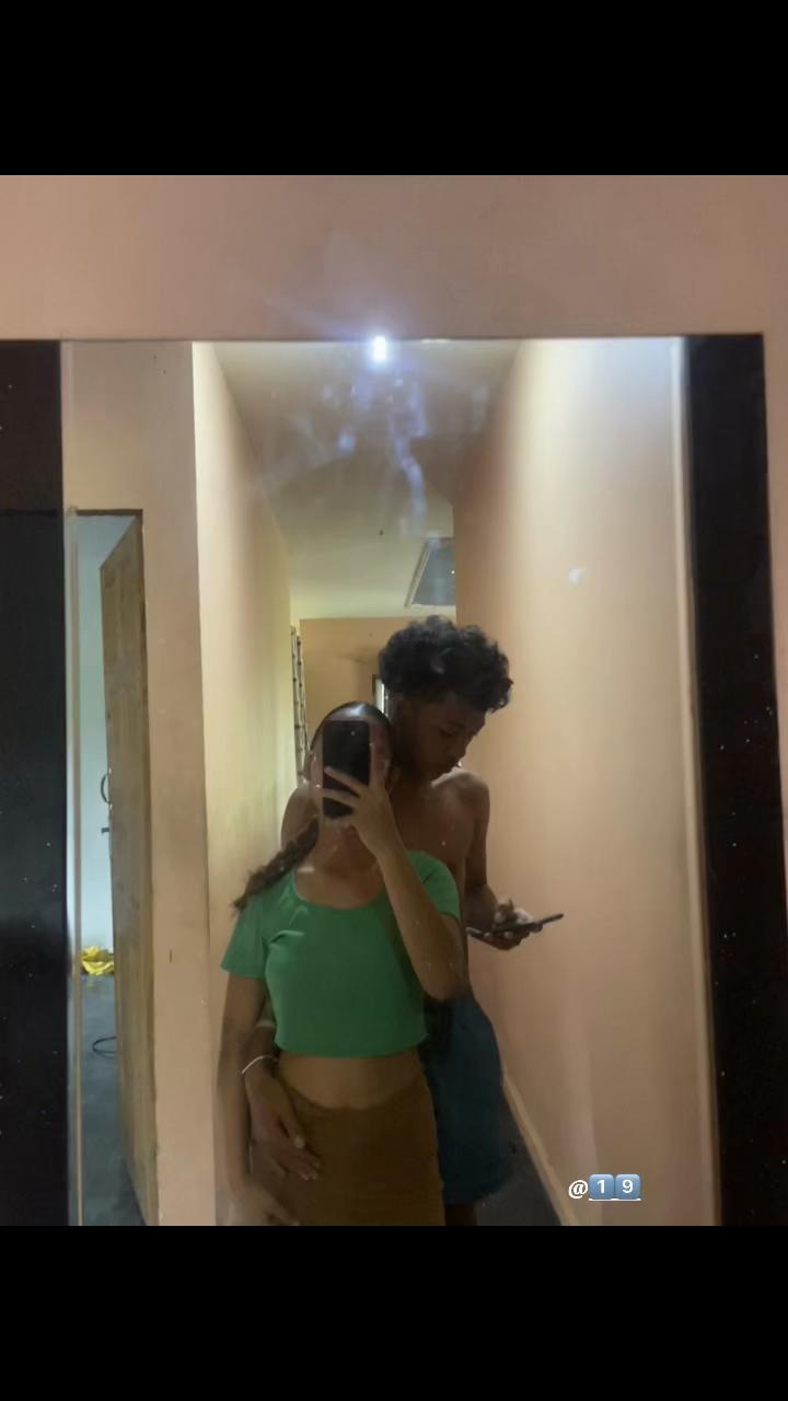 @🦂