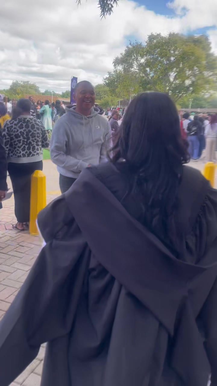 @Saneliso Ncongwane🎓