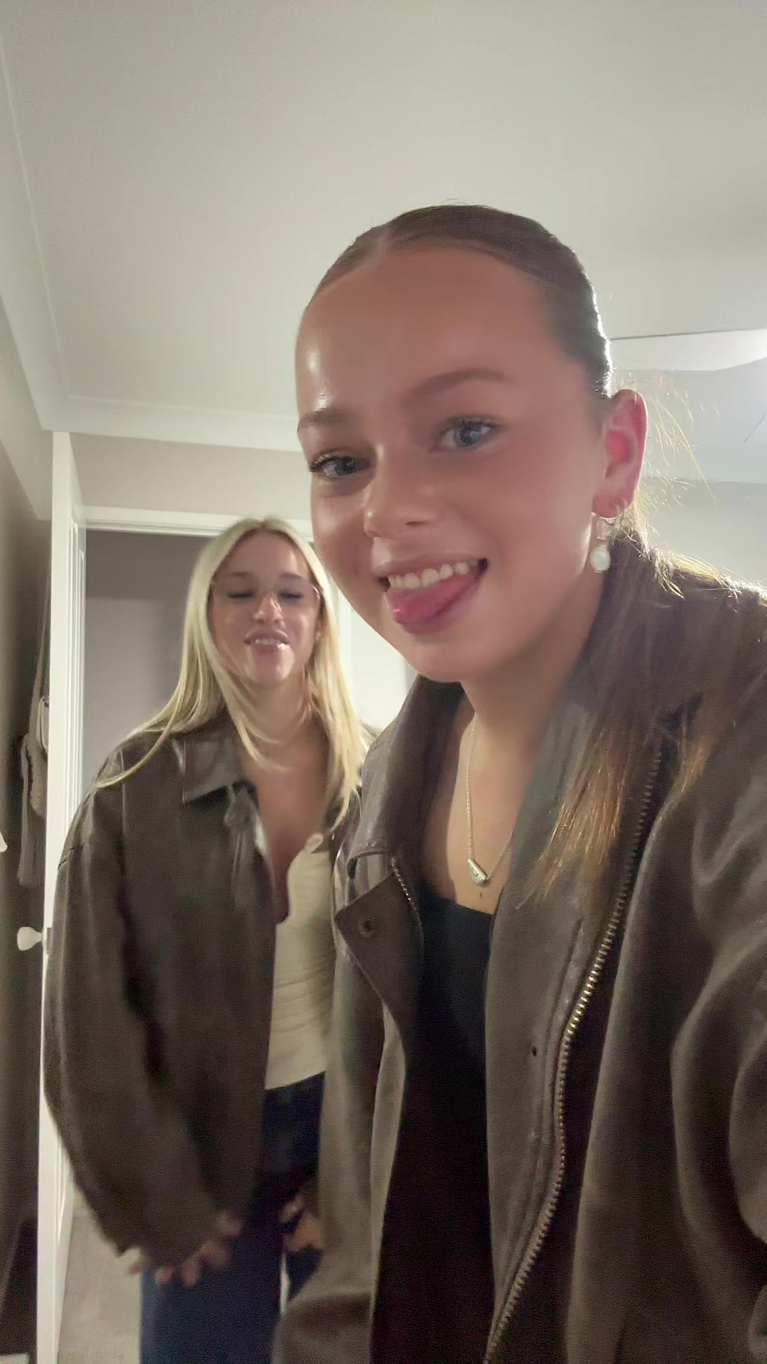 @kayy