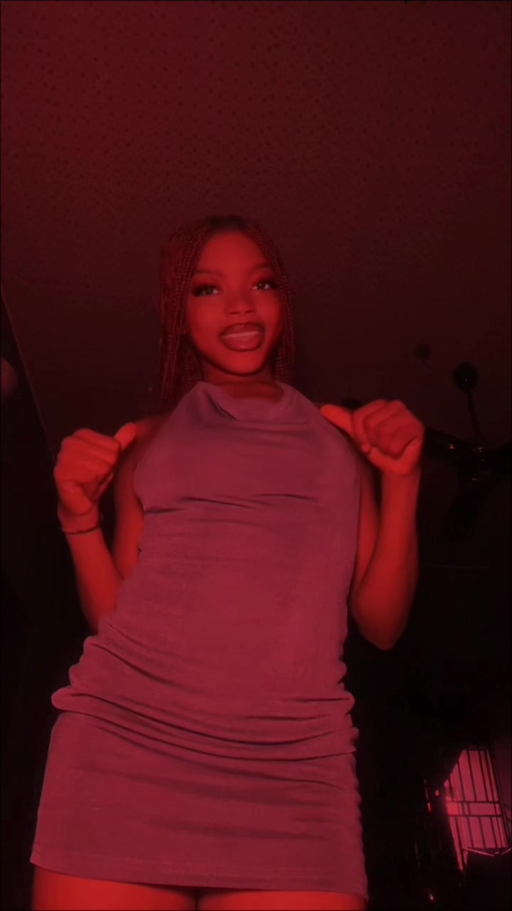@𝓒𝓗𝓘𝓝𝓔𝓜𝓔𝓡𝓔𝓜💋