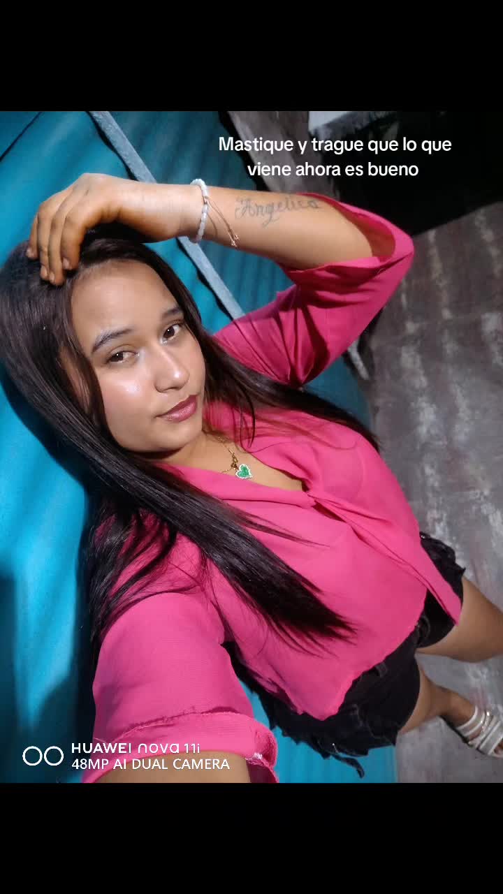 @Ang&eacute;lica"?💞👄