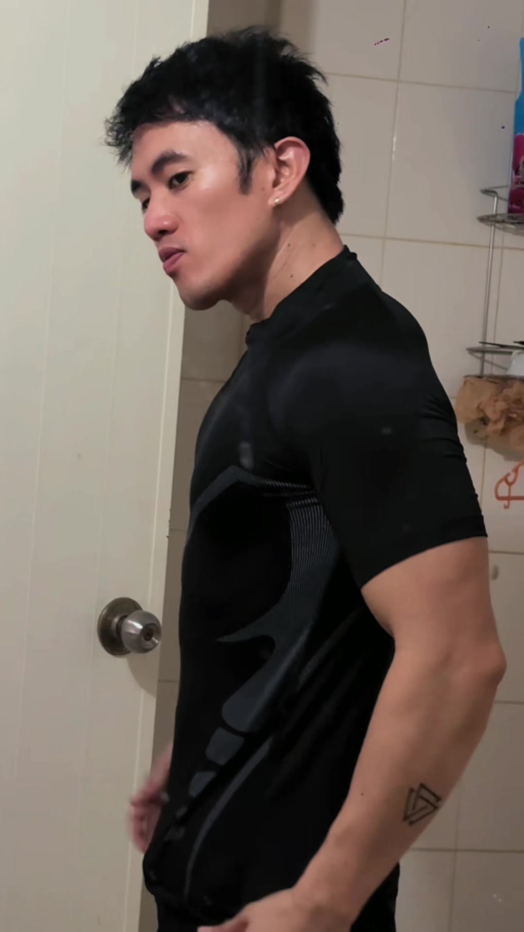 @Iambryanadlaon