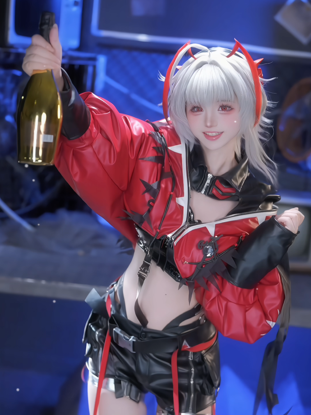 @LovelyWaifu