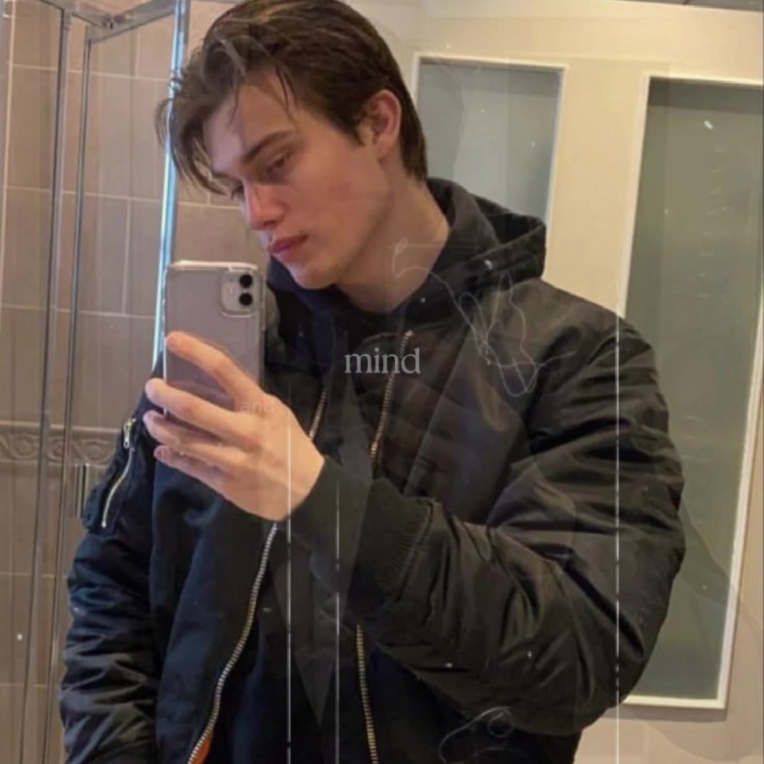 @𝕀𝕫𝕫𝕪 🌙🇬🇧👑🗡
