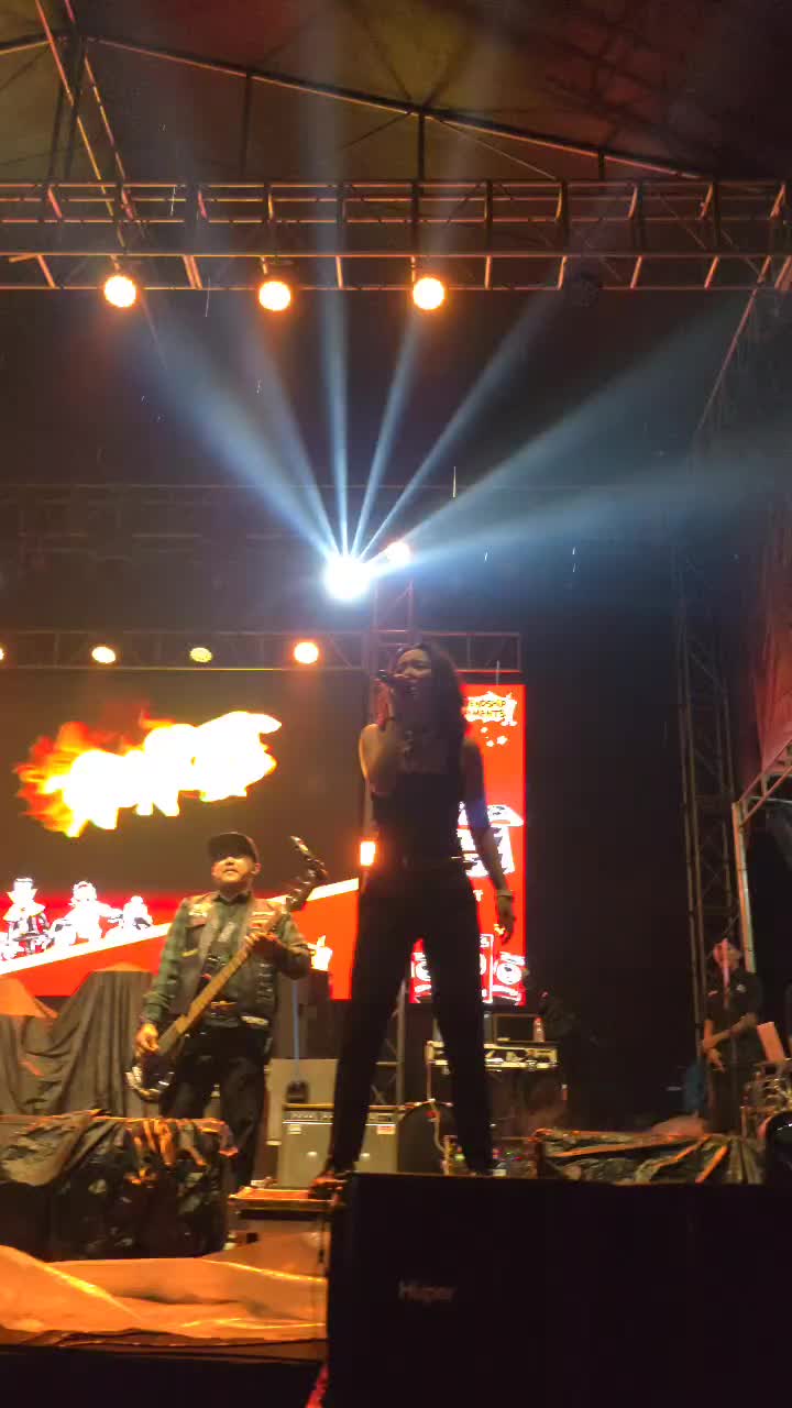 @Akhsa