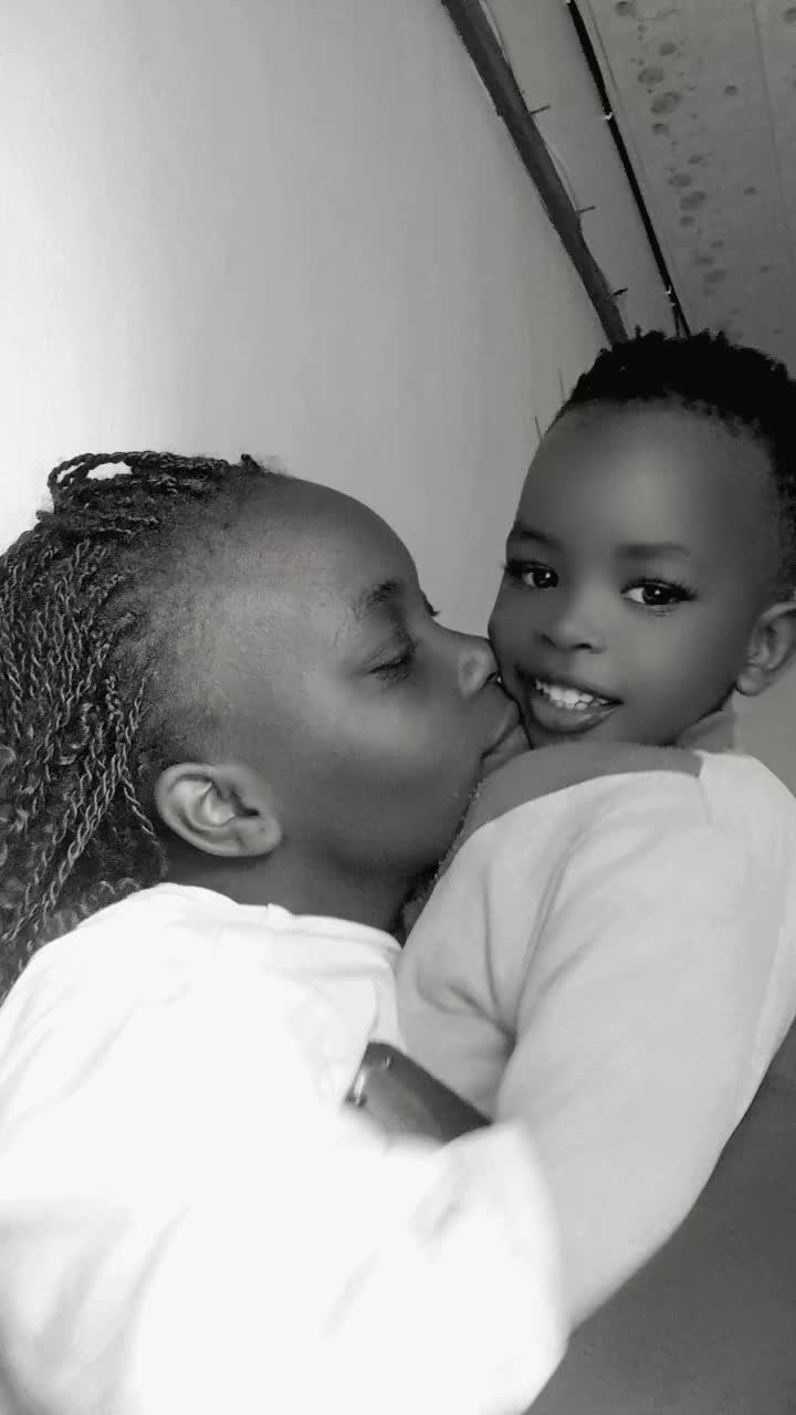 @KIAN MOM❤️🇰🇪🇩🇪